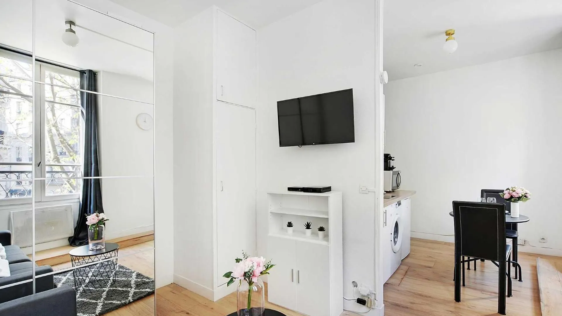Comfortable Studio Le Marais - Rue De Bretagne Apartment Paris 0*,  France